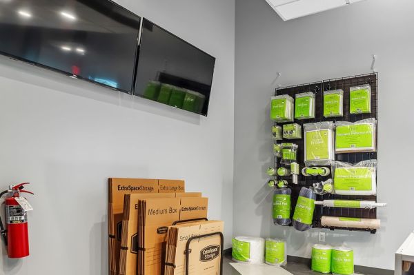 Extra Space Storage - 7554 - Minneapolis - Industrial Blvd NE - 345 Industrial Boulevard Northeast
