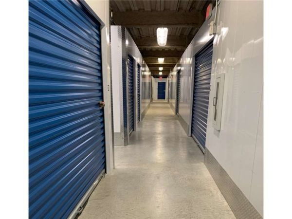 Extra Space Storage - 7572 - Miami - 3rd Ave - 1103 Southwest 3rd Avenue