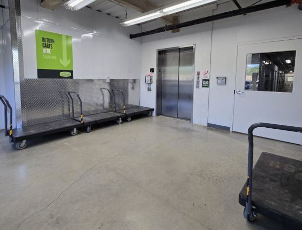 Extra Space Storage - 7574 - Miami - 137th Ave - 590 Northwest 137th Avenue