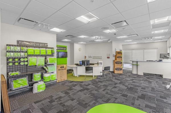 Extra Space Storage - 7575 - Pembroke Pines - 18460 Pines Blvd - 18460 Pines Boulevard