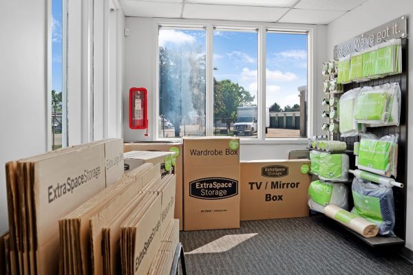 Extra Space Storage - 7649 - Champaign - Lager Drive - 2809 Lager Drive