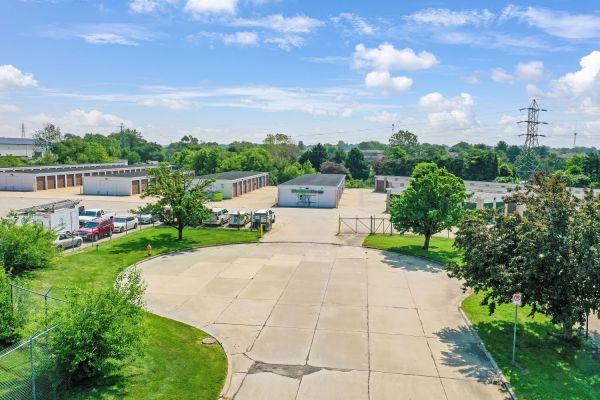 Extra Space Storage - 7649 - Champaign - Lager Drive - 2809 Lager Drive