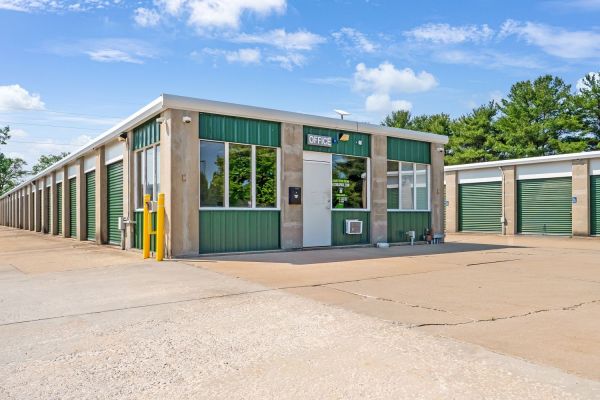 Extra Space Storage - 7649 - Champaign - Lager Drive - 2809 Lager Drive