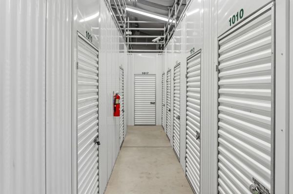 Extra Space Storage - 7658 - Winston-Salem - Clemmonsville Rd - 2589 West Clemmonsville Road