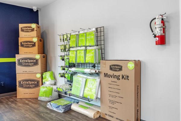 Extra Space Storage - 7660 - Madison - Ski Lane - 2520 Ski Lane