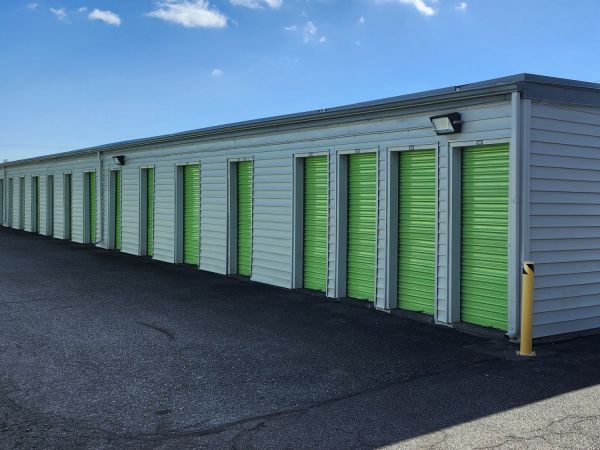 Extra Space Storage - 7667 - Newport News - Jefferson Ave - 5868 Jefferson Avenue