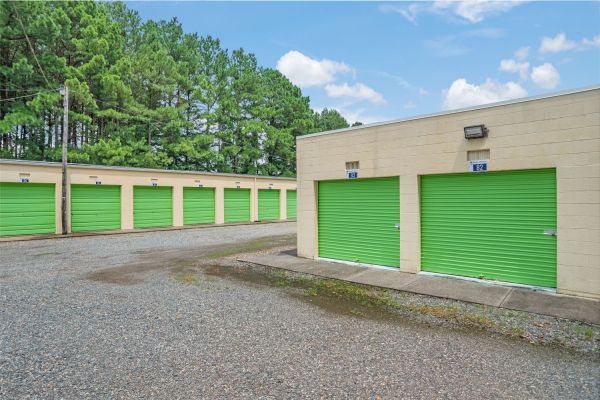 Extra Space Storage - 7668 - White Stone - Mary Ball Rd - 18539 Mary Ball Road