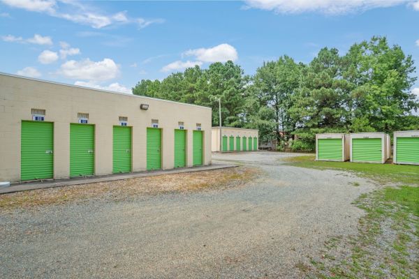 Extra Space Storage - 7668 - White Stone - Mary Ball Rd - 18539 Mary Ball Road