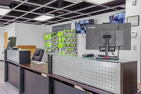 Extra Space Storage - 7674 - Cinnaminson - Bannard St - 1714 Bannard Street