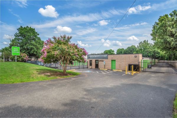 Extra Space Storage - 7689 - Ashland - Kings Acres Rd St - Annex - 10361 Kings Acres Road