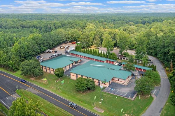 Extra Space Storage - 7690 - Glen Allen - Mountain Road - 13104 Mountain Road