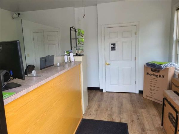 Extra Space Storage - 7693 - Richmond - Parham Rd - 2701 East Parham Road