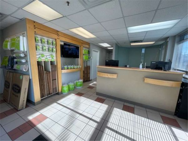 Extra Space Storage - 7698 - Tulsa - 71st St - 1440 East 71st Street