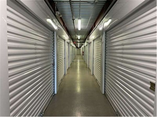 Extra Space Storage - 7698 - Tulsa - 71st St - 1440 East 71st Street