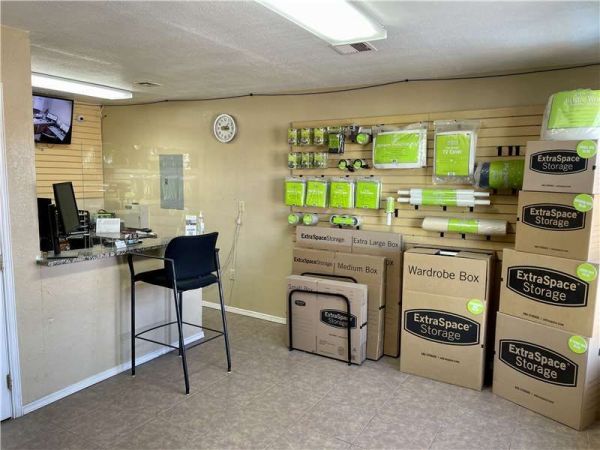 Extra Space Storage - 7702 - El Paso - 10520 Dyer St - Annex - 10520 Dyer Street