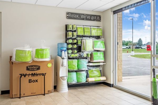 Extra Space Storage - 7715 - Joliet - Essington Rd - 2100 Essington Road