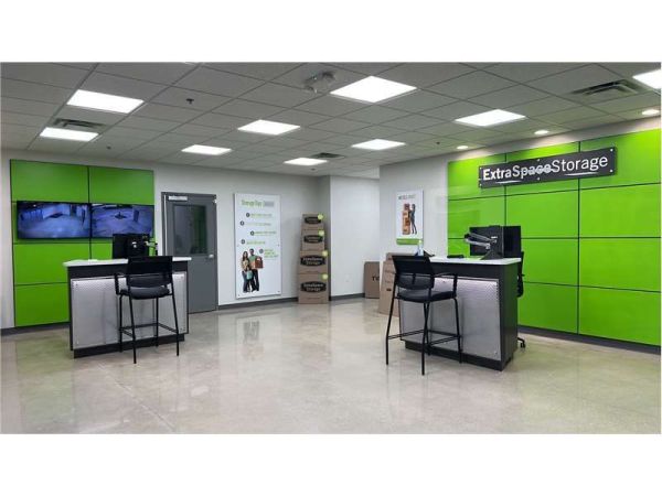 Extra Space Storage - 7736 - Leander - US-183 - 1972 US 183 Highway