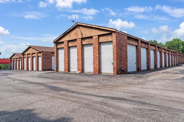 Extra Space Storage - 7747 - St Louis - Midland Blvd - 11210 Midland Boulevard