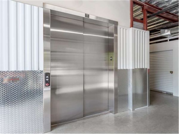 Extra Space Storage - 7762 - Alameda - Mariner Square Dr - 2390 Mariner Square Drive