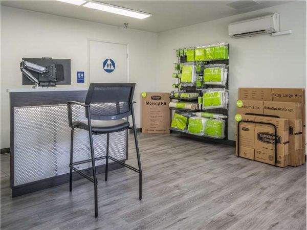Extra Space Storage - 7788 - Ontario - Airport Drive - 1215 East Airport Drive