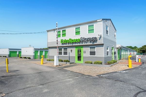 Extra Space Storage - 7798 - Pocasset - MacArthur Blvd - 630 Mac Arthur Boulevard