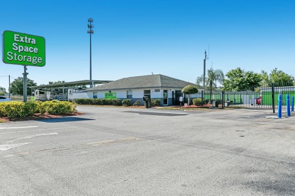 Extra Space Storage - 7820 - Winter Haven - State Road 544 - 6400 Florida 544