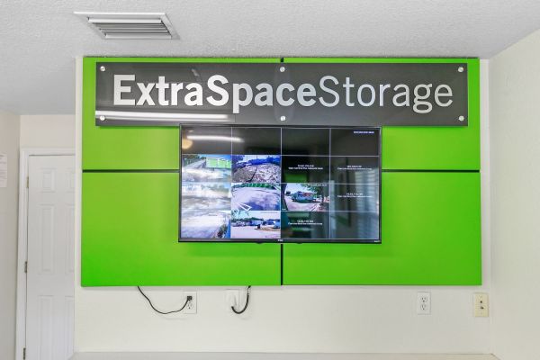 Extra Space Storage - 7820 - Winter Haven - State Road 544 - 6400 Florida 544