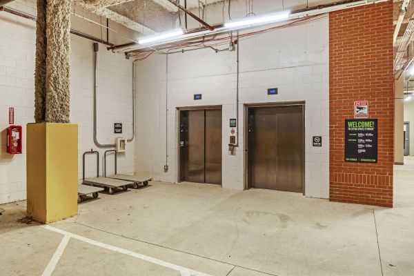 Extra Space Storage - 7829 - Charlotte - Providence Rd - 11116 Providence Road