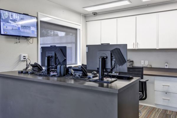 Extra Space Storage - 7831 - Mill Creek - Bothell Everett Hwy - 17811 Bothell Everett Highway