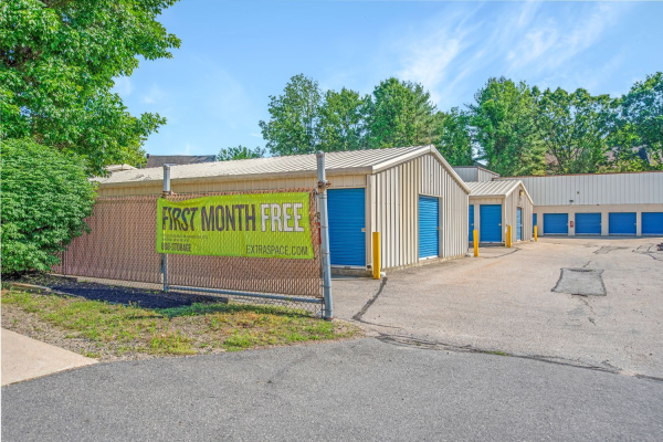 Extra Space Storage - 7833 - Dover - 6th St - 56 6th Street