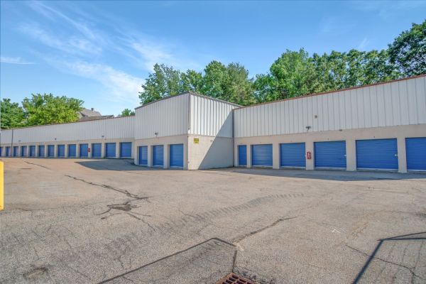 Extra Space Storage - 7833 - Dover - 6th St - 56 6th Street