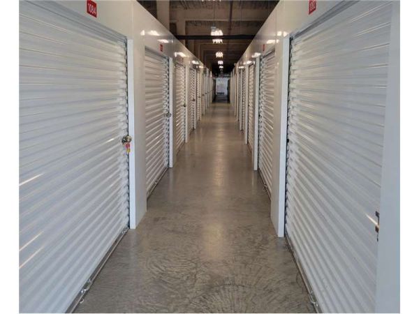 Extra Space Storage - 7854 - Ft Lauderdale - 1st St - 812 Northwest 1st Street