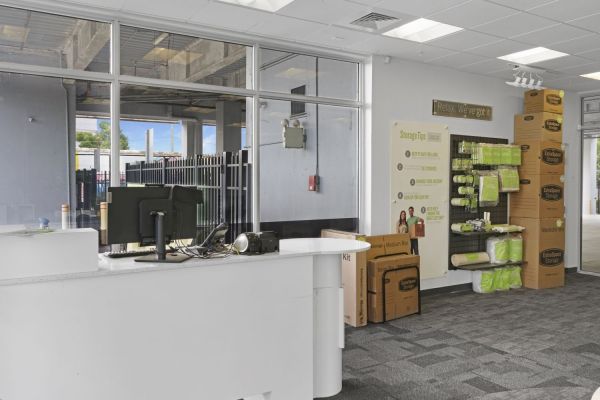 Extra Space Storage - 7857 - Miami - 36th St - 490 Northwest 36th Street