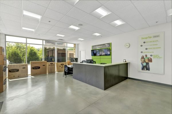 Extra Space Storage - 7860 - Roswell - Old Ellis Rd - 1150 Old Ellis Road