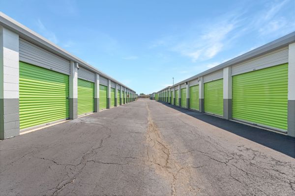 Extra Space Storage - 7864 - New Orleans - I-10 Service Rd - 6600 I-10 Service Road