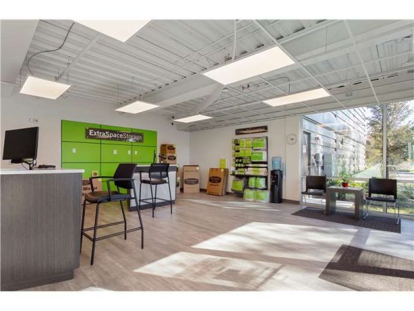 Extra Space Storage - 7865 - Apopka - Lester Rd - 25 East Lester Road