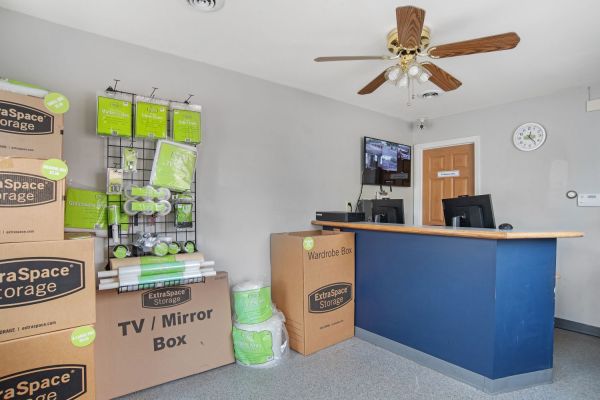 Extra Space Storage - 7878 - Clifton Park - 1406A Route 9 - 1406A U.S. 9