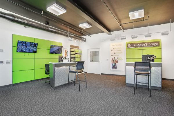 Extra Space Storage - 7887 - Parkville - Old Harford Rd - 8522 Old Harford Road