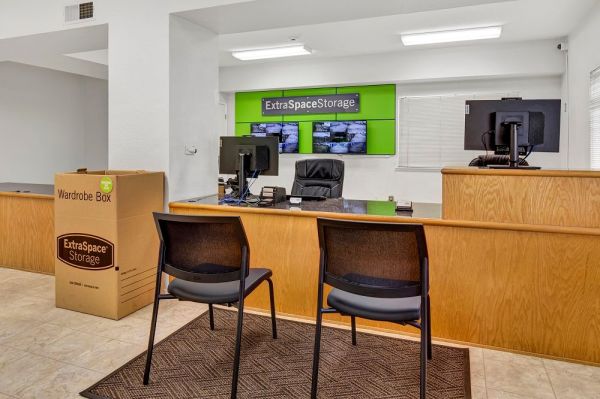 Extra Space Storage - 7896 - Manteca - 1540 Yosemite Ave - 1540 West Yosemite Avenue