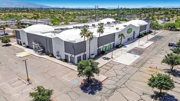 Extra Space Storage - 7903 - Tucson - Kolb Rd - 770 North Kolb Road
