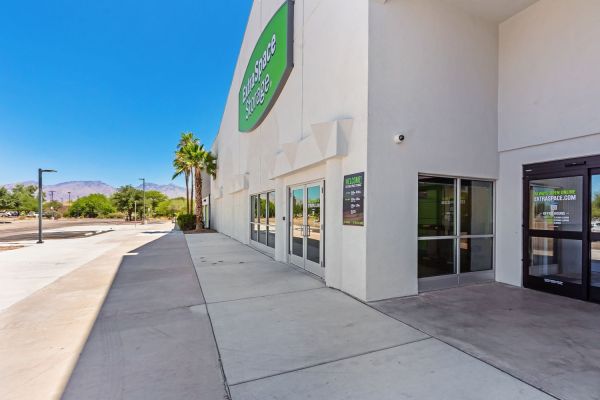 Extra Space Storage - 7903 - Tucson - Kolb Rd - 770 North Kolb Road