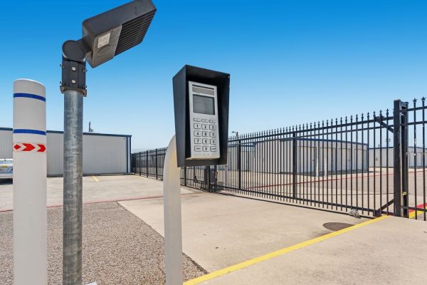 Extra Space Storage - 7910 - Killeen - 1300 W Stan Schlueter Loop - 1300 West Stan Schlueter Loop