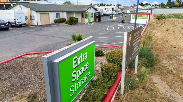 Extra Space Storage - 7939 - Turlock - Golden State Blvd - 3400 North Golden State Boulevard