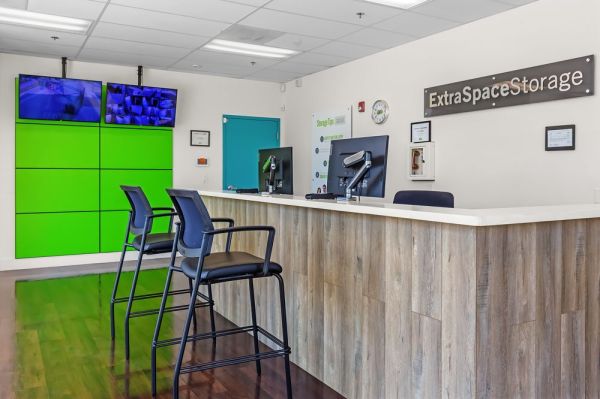 Extra Space Storage - 7976 - San Jose - 1799 Oakland Rd - 1799 Oakland Road