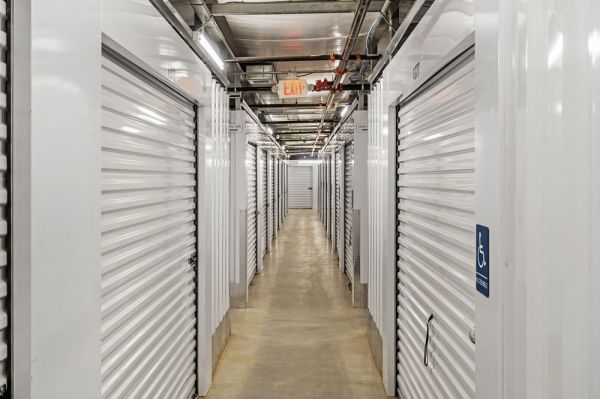Extra Space Storage - 7986 - Charlotte - Callabridge Ct - 10023 Callabridge Court