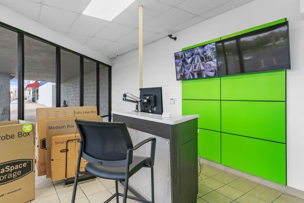 Extra Space Storage - 7997 - Mobile - Highway 90 W - 5441 US 90