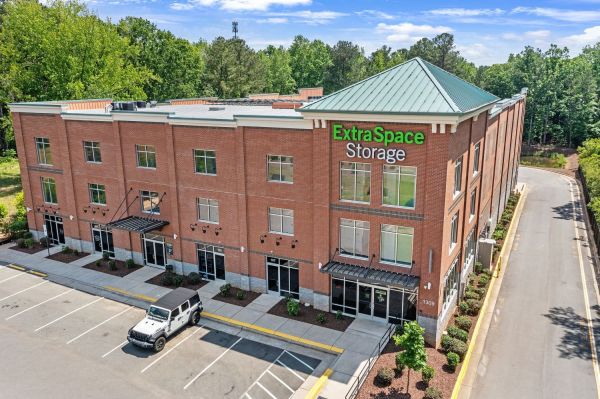 Extra Space Storage - 8999 - Holly Springs - New Hill Rd - 1309 New Hill Road