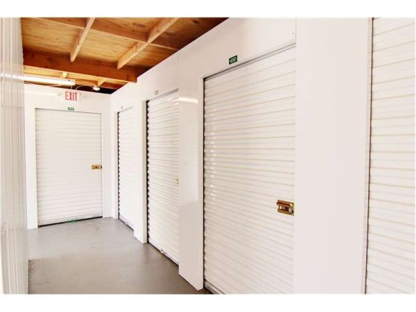 Extra Space Storage - 8015 - Temecula - Overland - 41704 Overland Drive