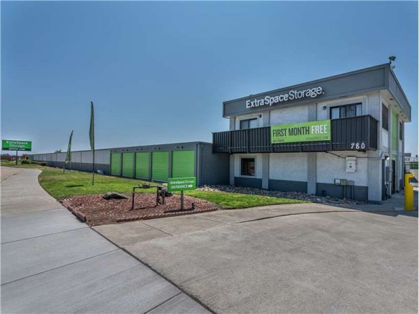 Extra Space Storage - 1174 - Tracy - 780 E 11th St - 780 East 11th Street