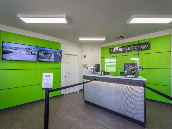 Extra Space Storage - 1112 - Tracy - 787 E 11th St - 787 East 11th Street